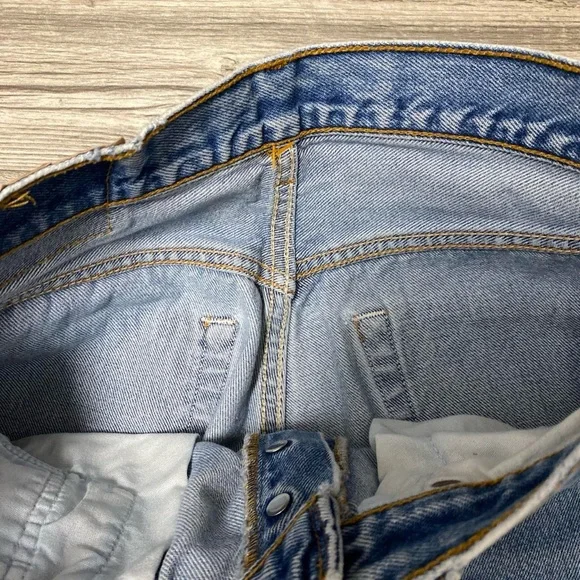 Vintage LEVIS 🖤 - Picture 5 of 8
